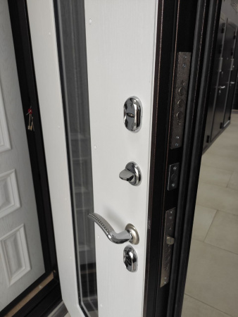 ЛОНДОН  БЕЛЫЙ ЯСЕНЬ(ТЕРМОРАЗРЫВ)