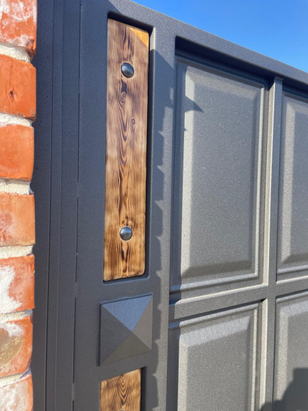 МЕТАЛЛИЧЕСКИЕ ВОРОТА  С КАЛИТКОЙ (3,5 м х 2,10 м) (1 м х 2,10 м) МЕТАЛЛИЧЕСКИЕ ВОРОТА  С КАЛИТКОЙ (3,5 м х 2,10 м) (1 м х 2,10 м)